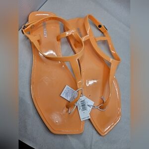 NWT. Old navy jelly sandals